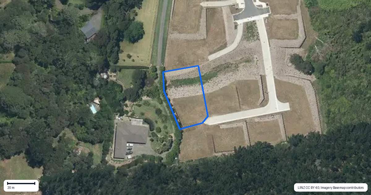 Property context map for 8 Whanga Lane, Helensville