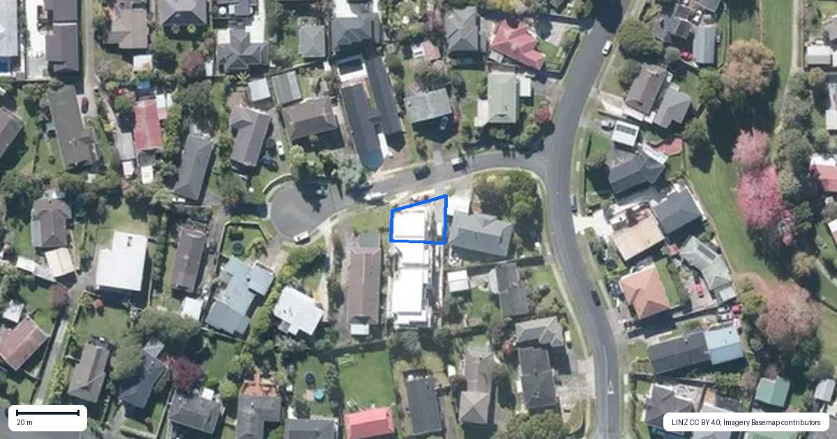 Property context map for 4A Towra Place, Botany Downs, Auckland