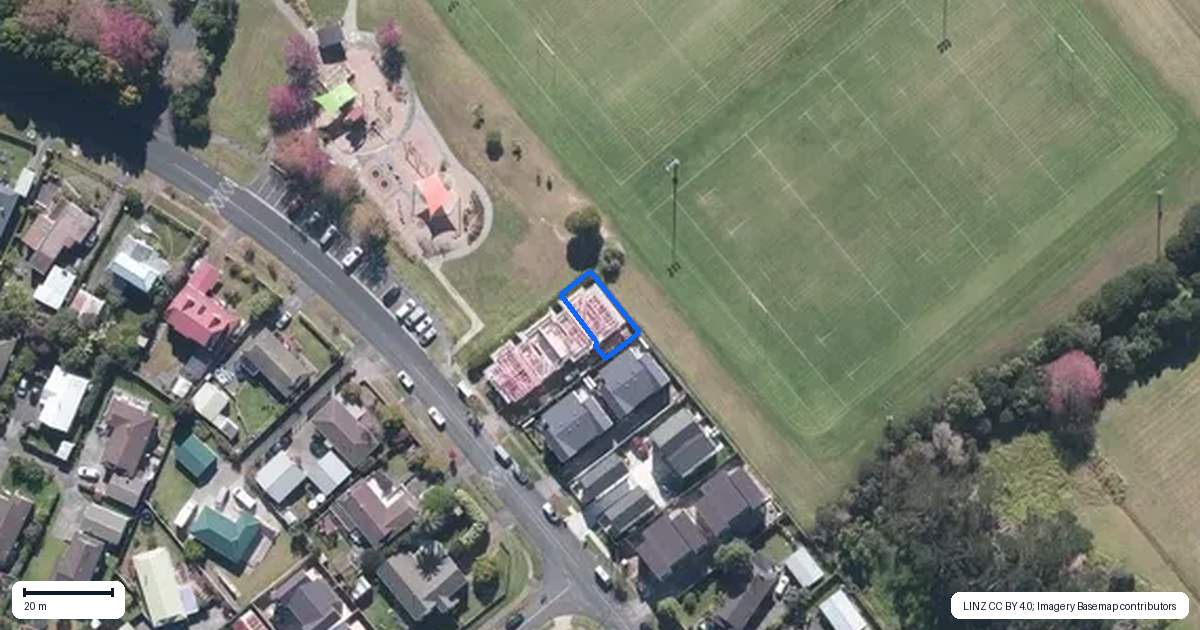 Property context map for 21D Granville Drive, Massey, Auckland