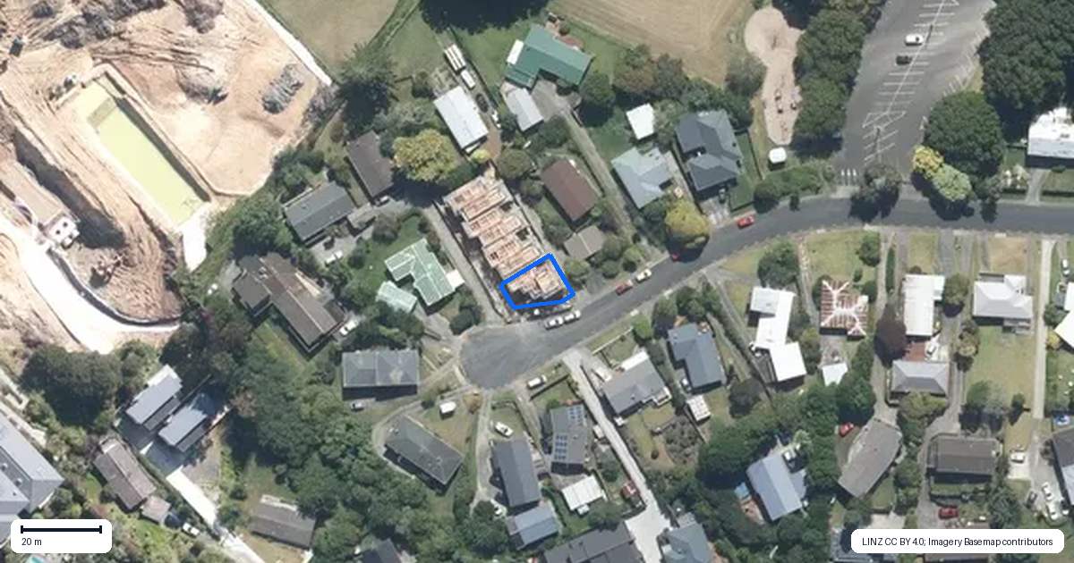 Property context map for 15A Segedin Place, Glenfield, Auckland