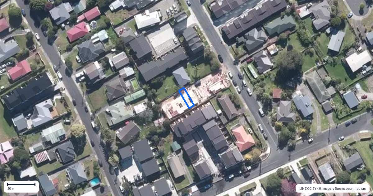 Property context map for 4/2 Kereru Street, Henderson, Auckland