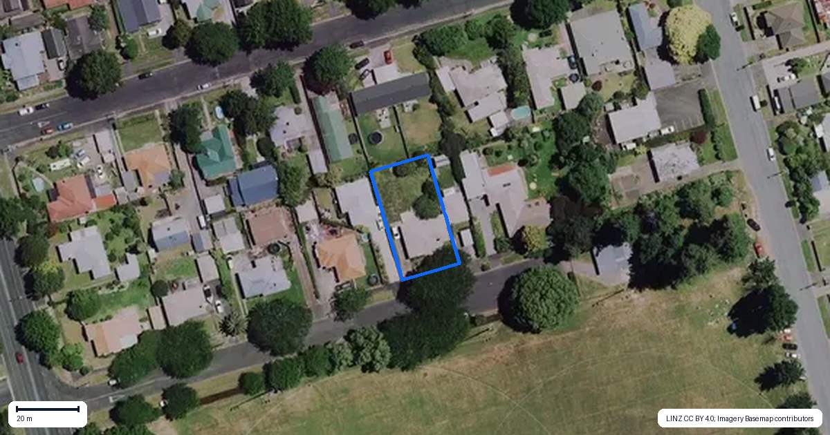 Property context map for 17 Brown Street, Hamilton East, Hamilton