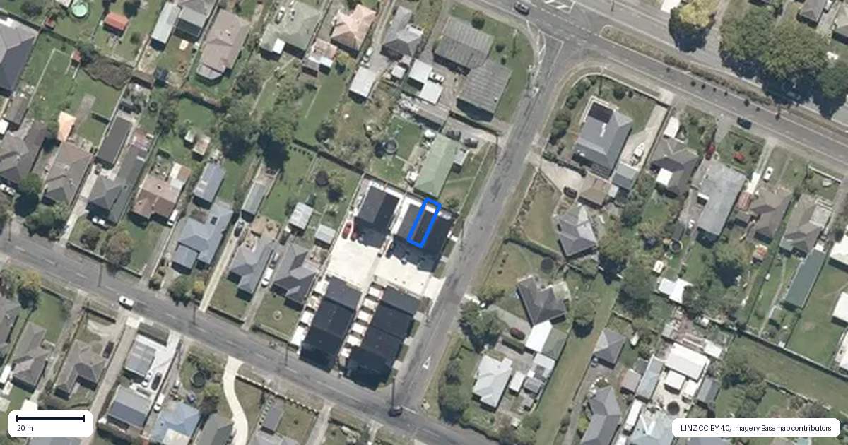 Property context map for 8 Reading Street, Wainuiomata, Lower Hutt