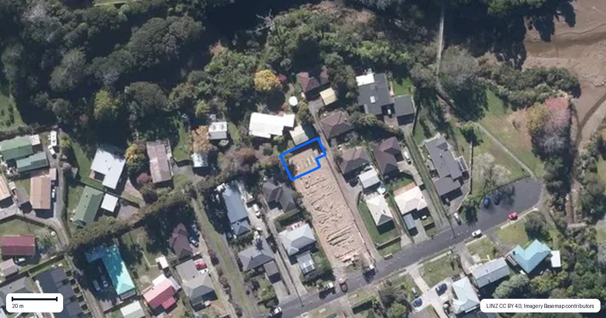 Property context map for 62E Woodside Road, Massey, Auckland