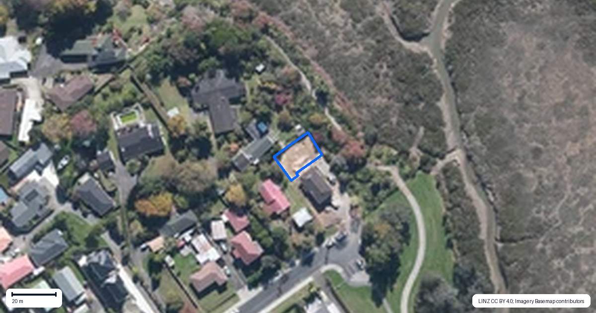 Property context map for 112C Roberts Road, Te Atatu South, Auckland