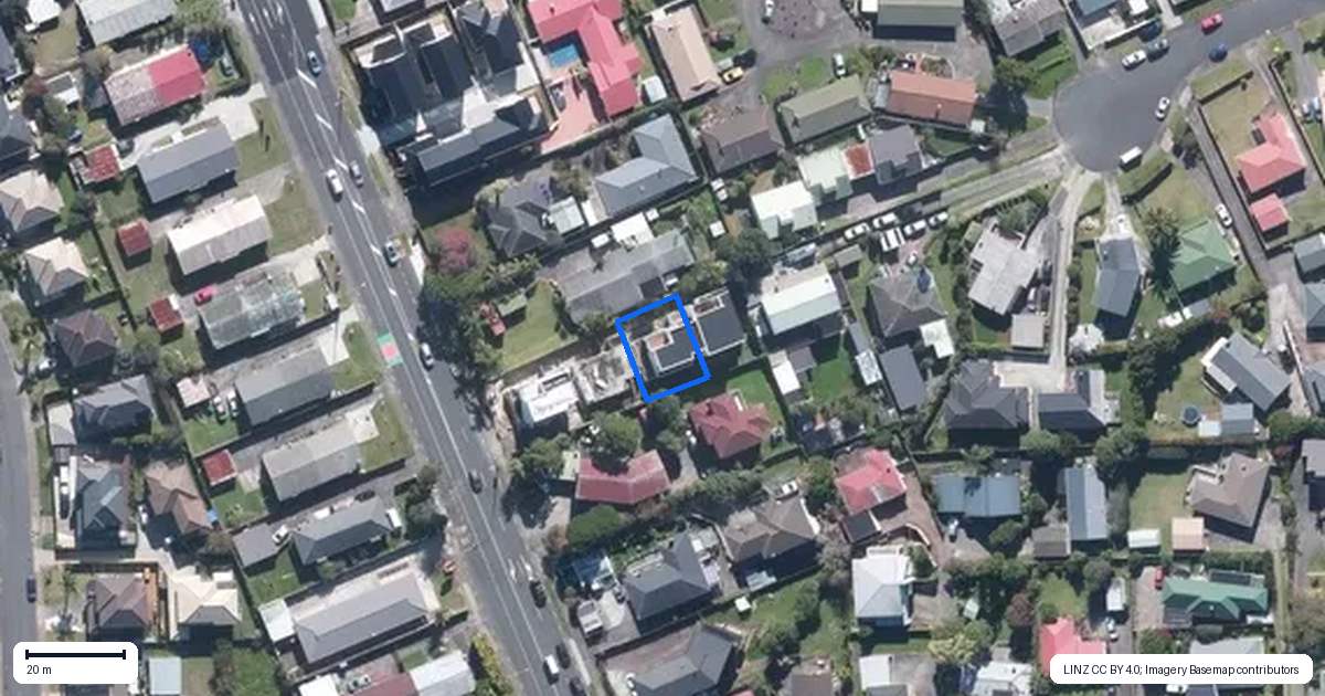 Property context map for 127C Te Atatu Road, Te Atatu South, Auckland
