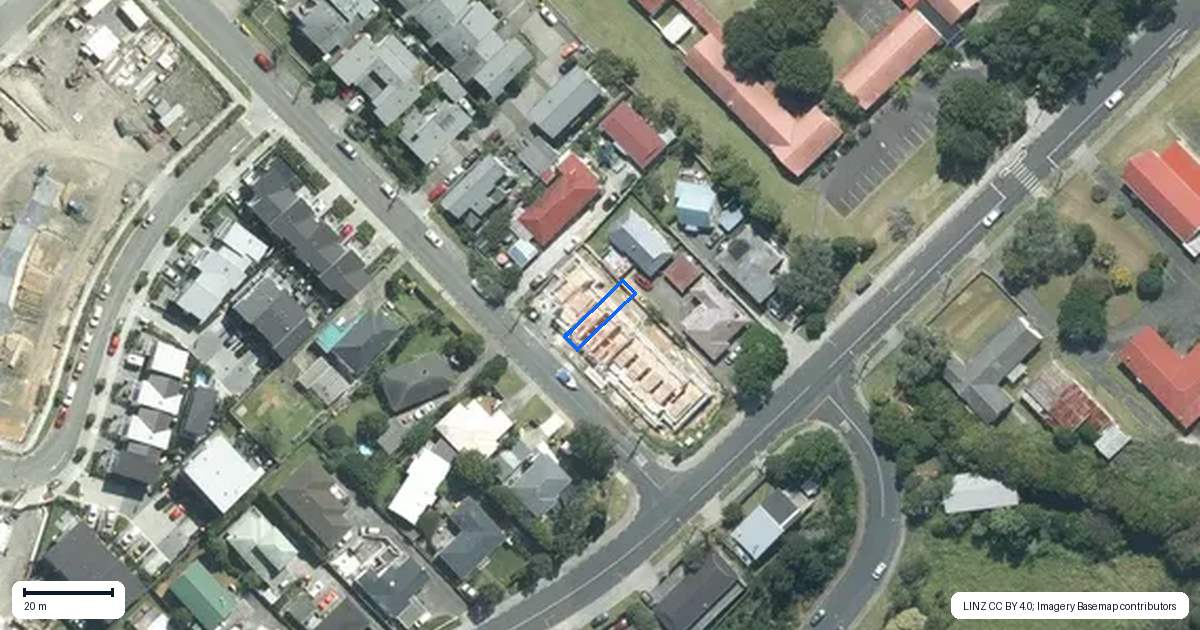 Property context map for 3/98 Tonar Street, Northcote, Auckland