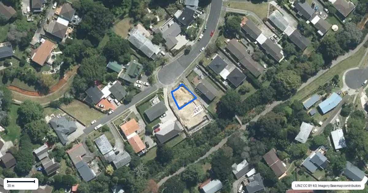 Property context map for 24A Scarlock Avenue, Browns Bay, Auckland