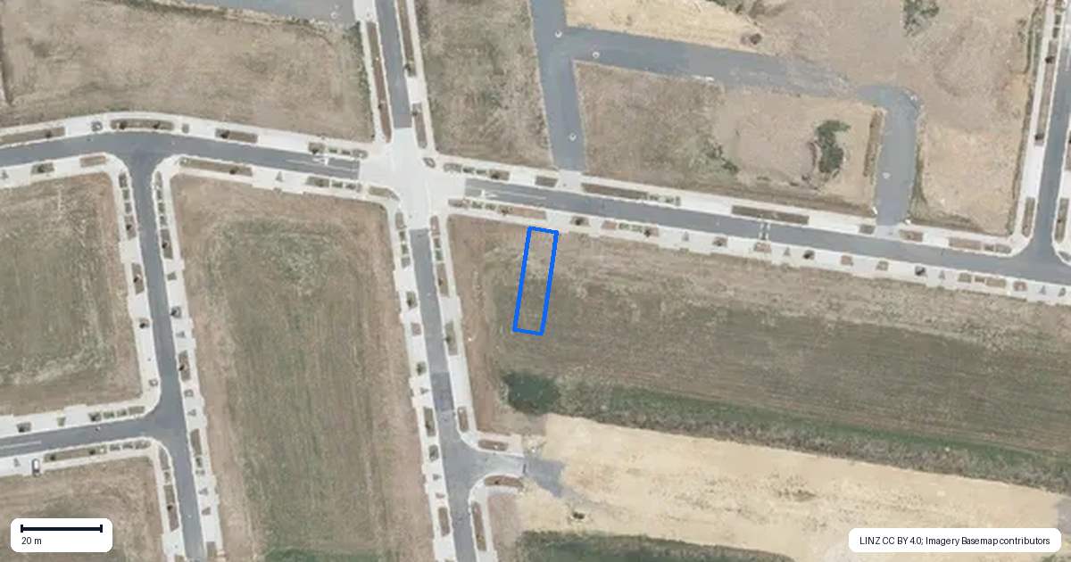 Property context map for 43 Kaapehu Street, Karaka, Papakura