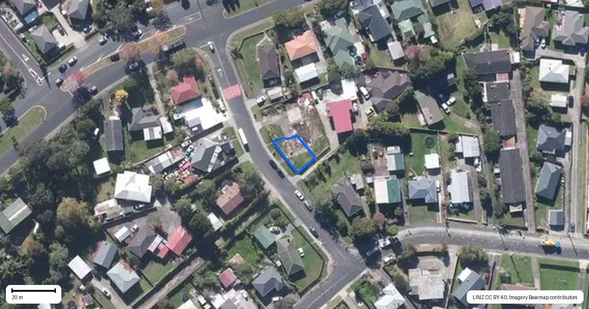 Property context map for 4D Zodiac Street, Henderson, Auckland