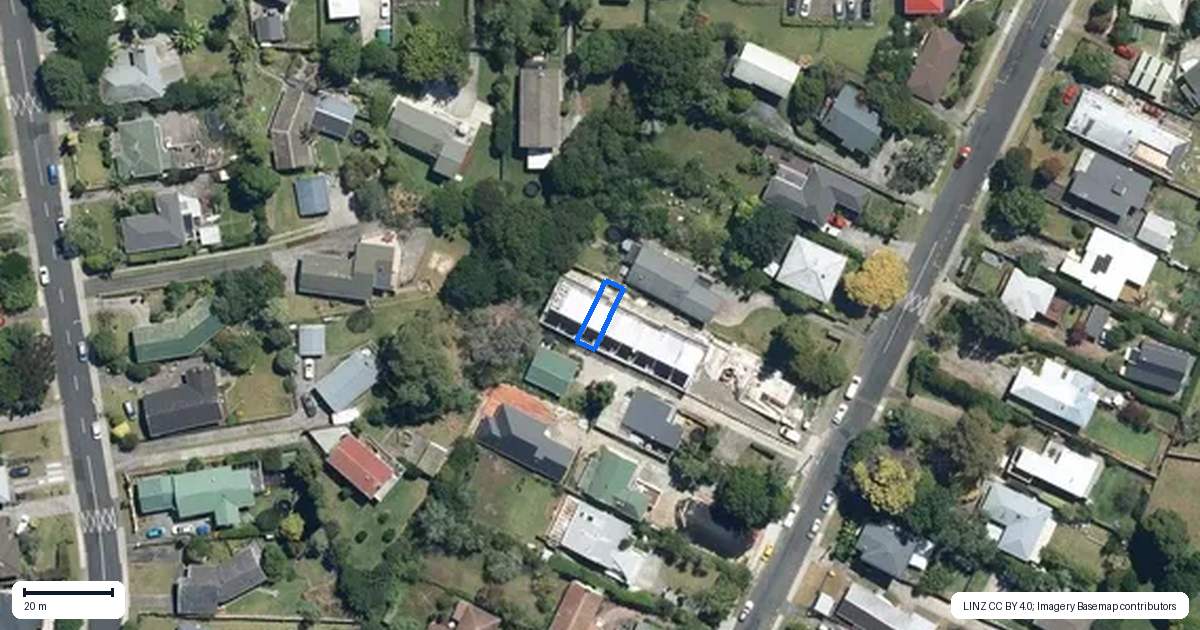 Property context map for 8/11 Stottholm Road, Titirangi, Auckland