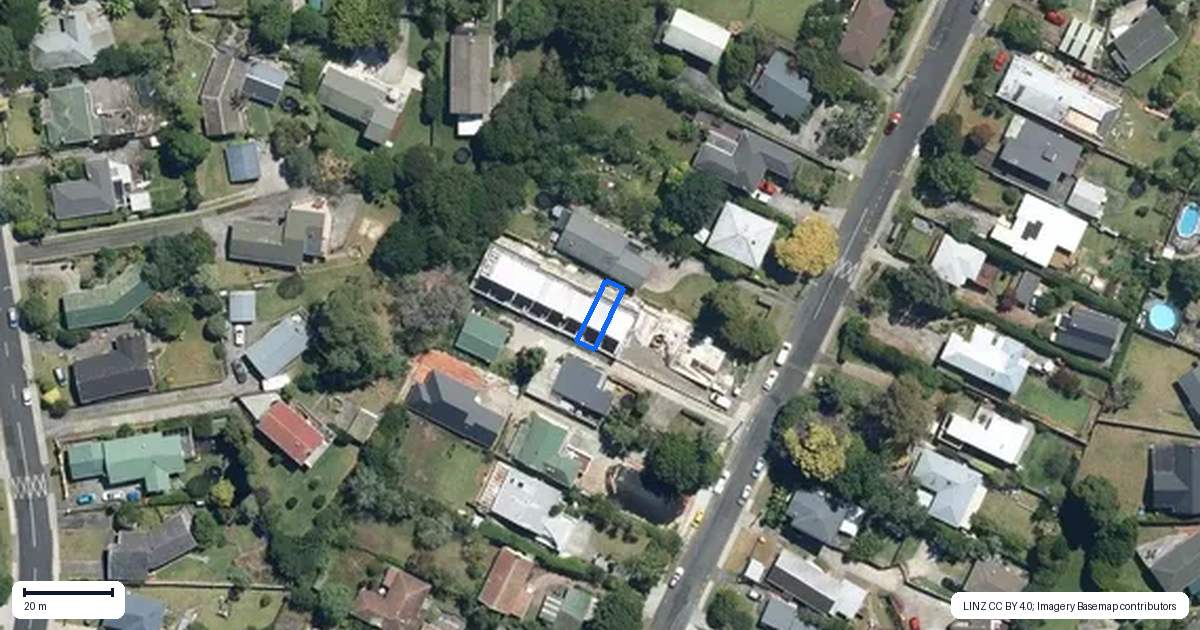 Property context map for 4/11 Stottholm Road, Titirangi, Auckland