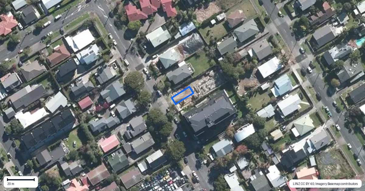 Property context map for 13B Walmer Road, Point Chevalier, Auckland