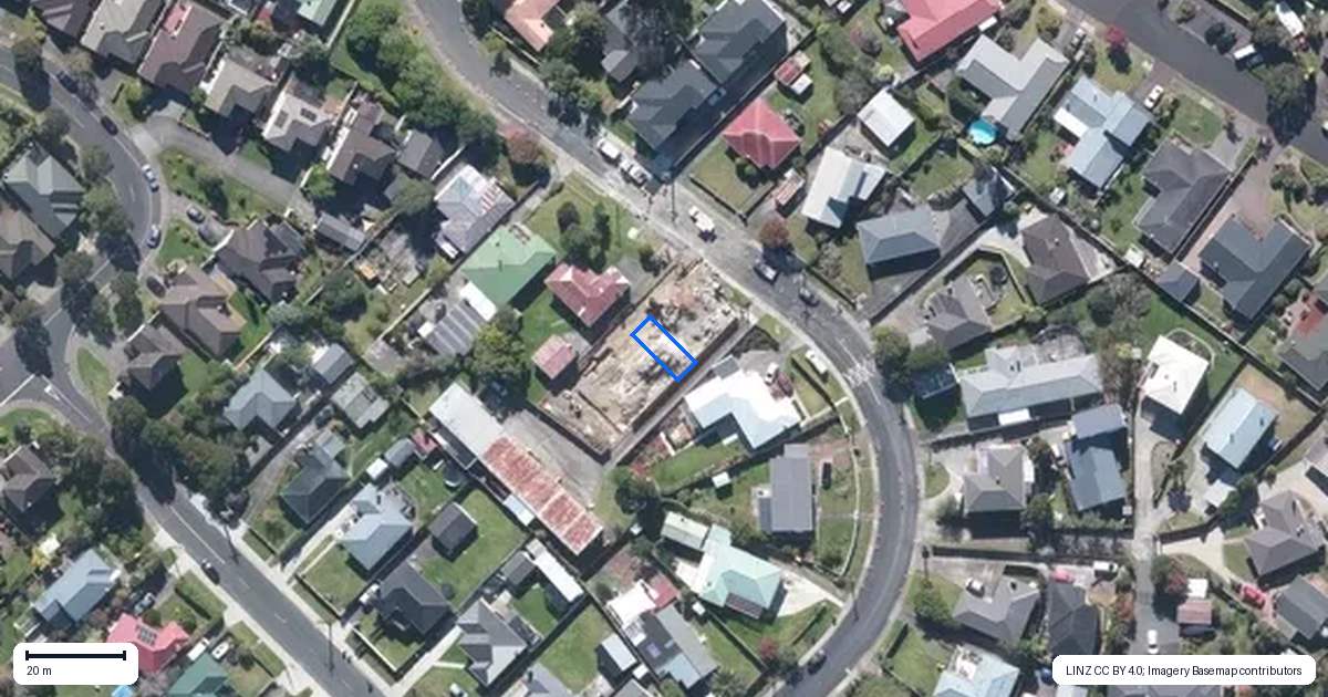 Property context map for 3/12 Statesman Street, Henderson, Auckland