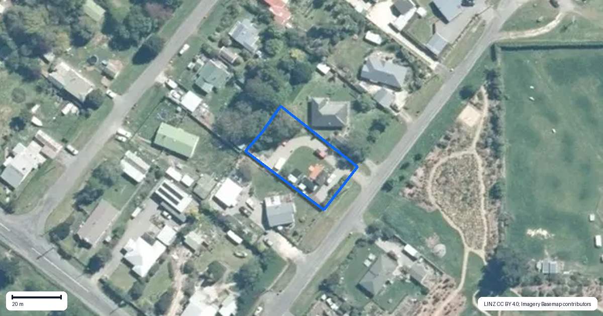 Property context map for 5 King Street, Springfield