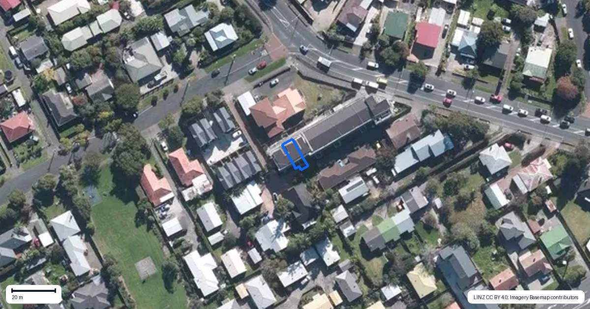 Property context map for 11/130 Rosebank Road, Avondale, Auckland