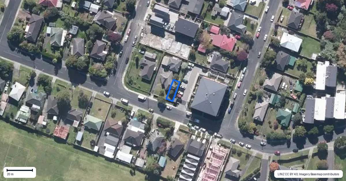 Property context map for 1/45 Smythe Road, Henderson, Auckland