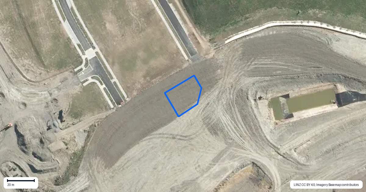 Property context map for 1 Parkland Loop, Wainui
