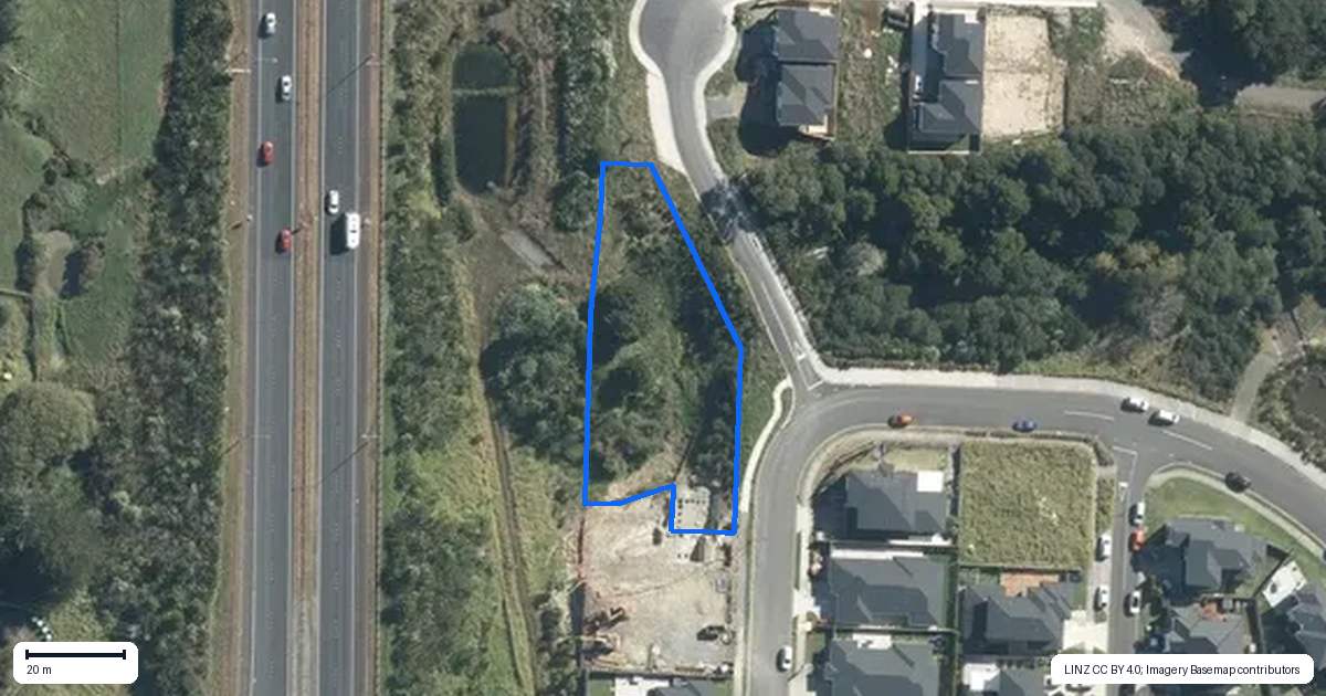 Property context map for 14 Johns Creek Crescent, Silverdale