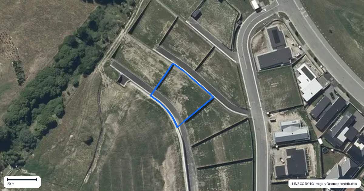 Property context map for 19 Kanuka Lane, Cracroft, Christchurch