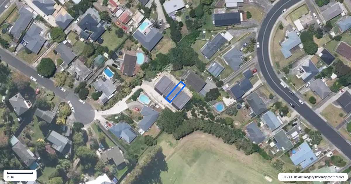 Property context map for 4/14 Freyberg Place, Howick, Auckland