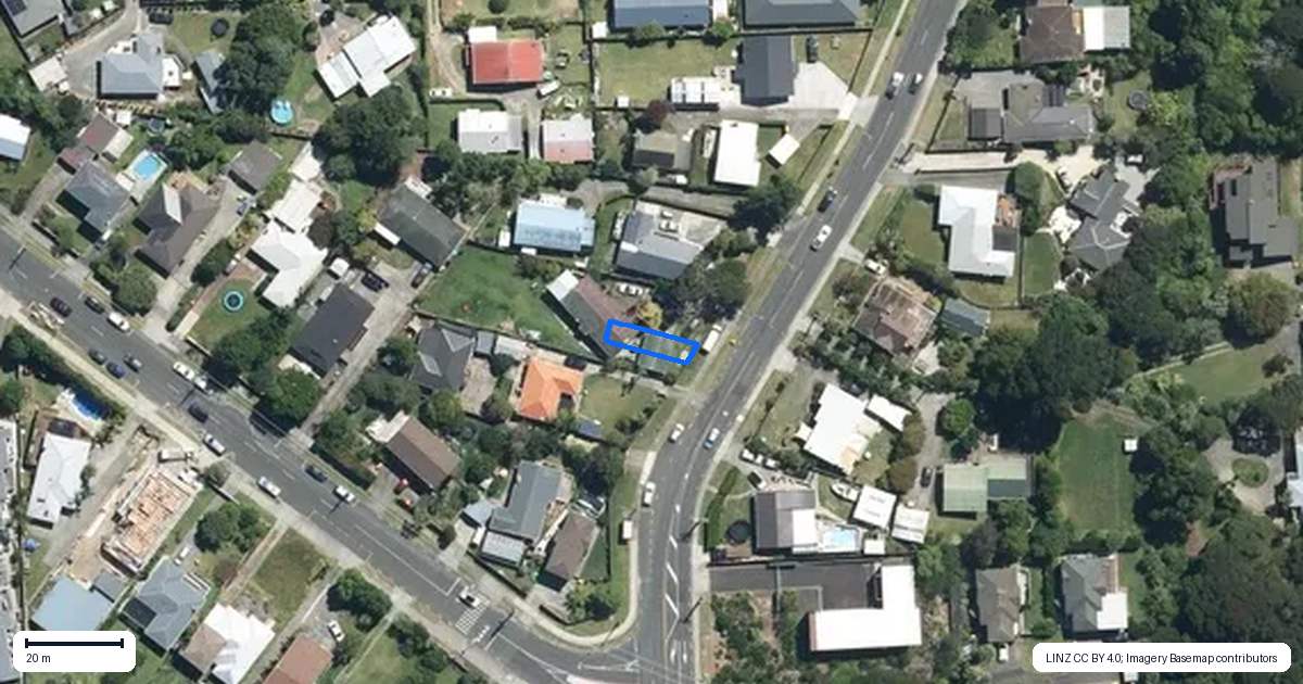 Property context map for 3/97 Atkinson Road, Titirangi, Auckland