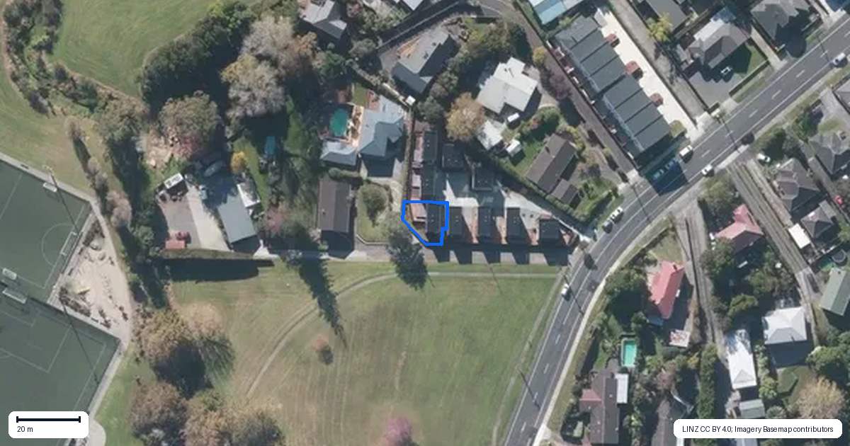 Property context map for 5/10 Hutchinsons Road, Bucklands Beach, Auckland