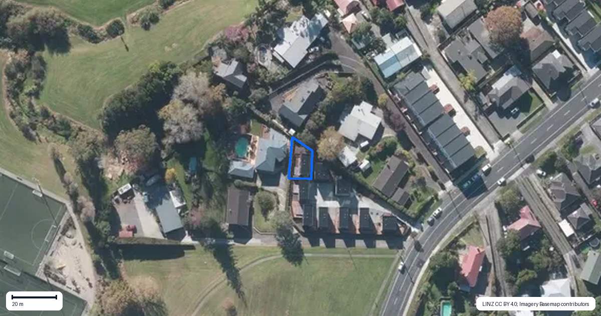 Property context map for 7/10 Hutchinsons Road, Bucklands Beach, Auckland