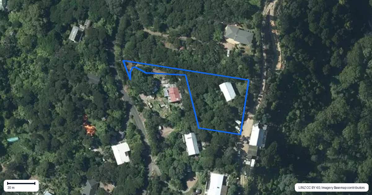 Property context map for 53 Crescent Road East, Ostend, Waiheke Island