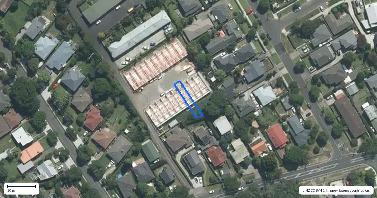 Property context map for 7/63A Owairaka Avenue, Mount Albert, Auckland