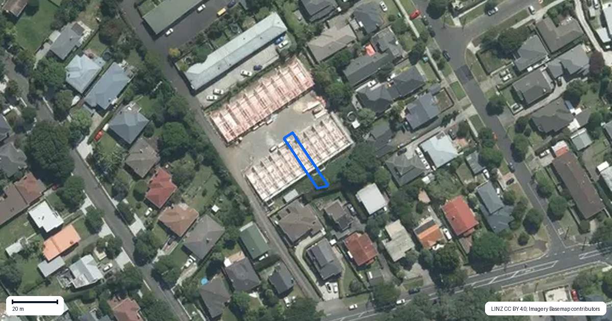 Property context map for 6/63A Owairaka Avenue, Mount Albert, Auckland