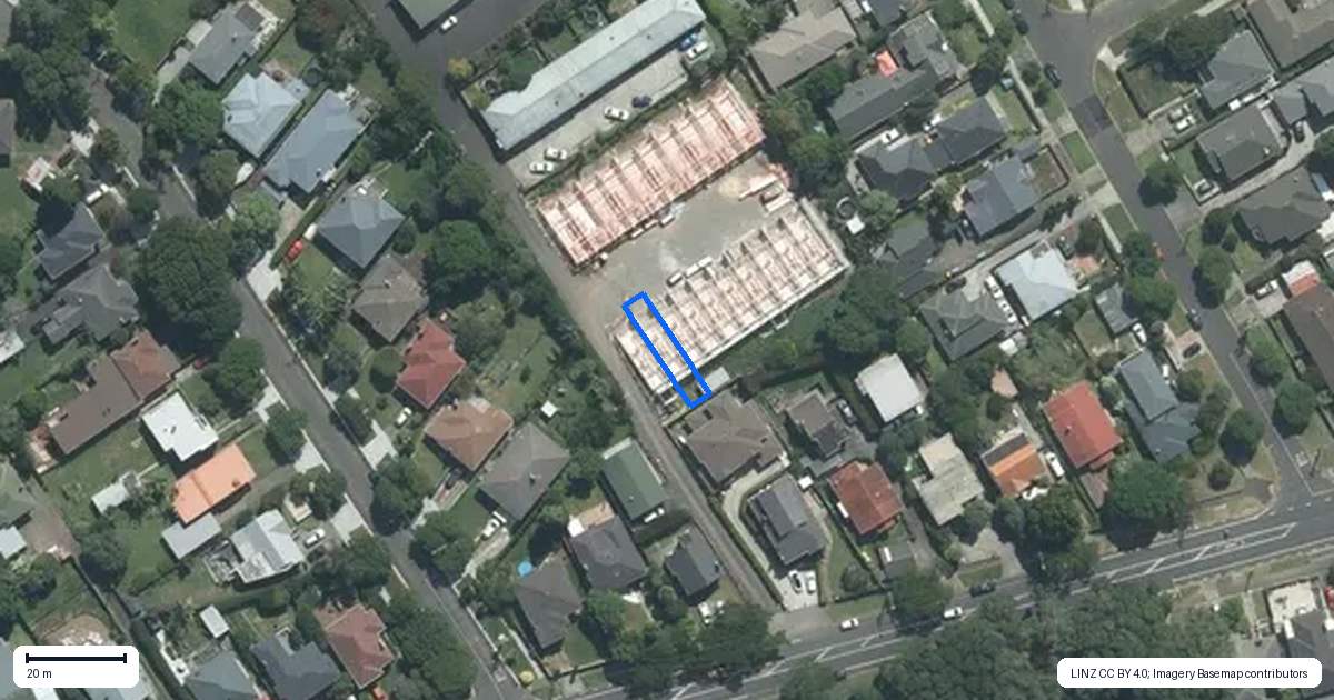 Property context map for 2/63A Owairaka Avenue, Mount Albert, Auckland