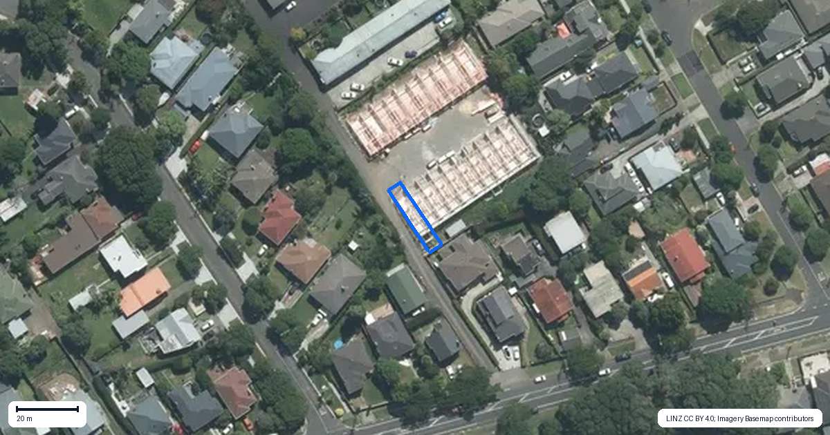 Property context map for 1/63A Owairaka Avenue, Mount Albert, Auckland