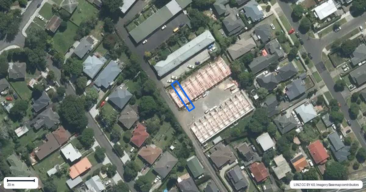 Property context map for 2/63B Owairaka Avenue, Mount Albert, Auckland