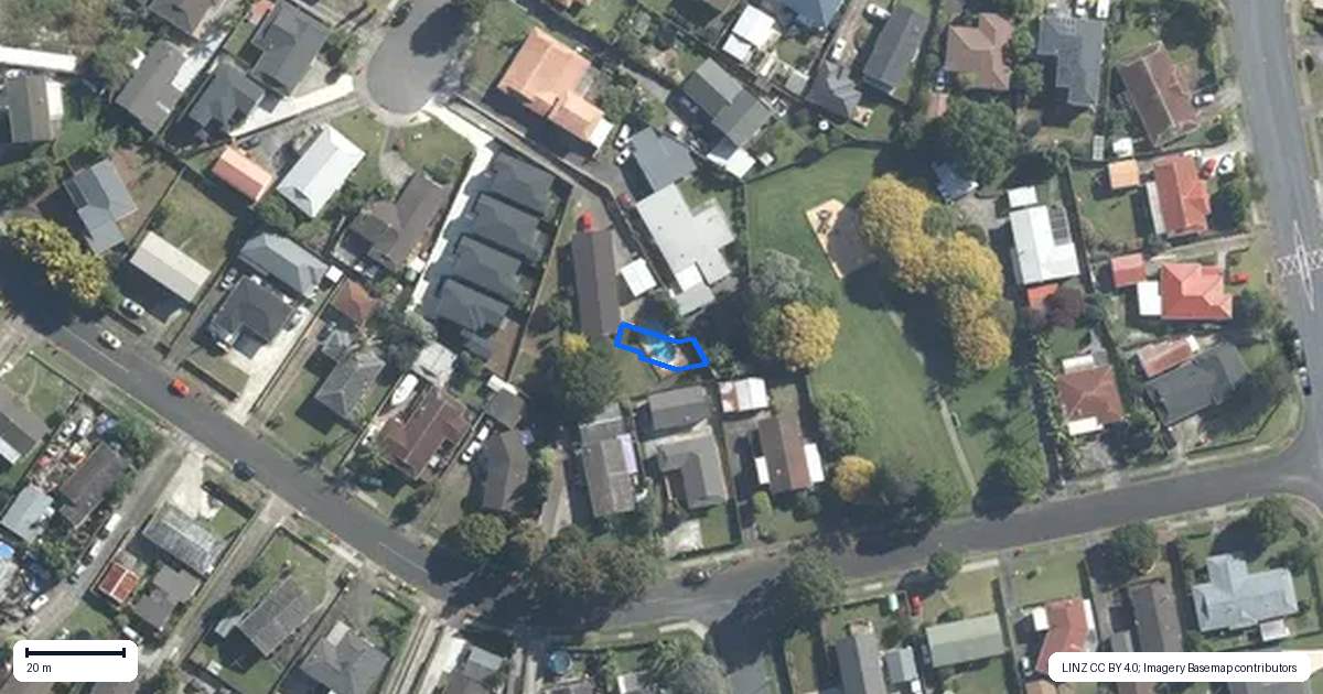 Property context map for 2/24 Tupaki Place, Pakuranga Heights, Auckland