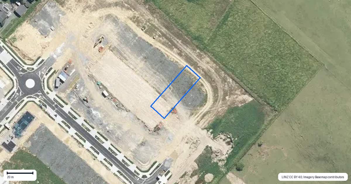 Property context map for 13 Mataikokako Loop, Kawakawa Bay