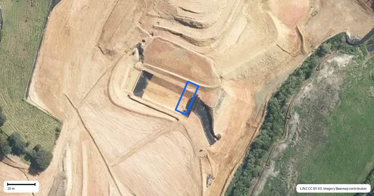 Property context map for 16 Kopu Road, Orewa