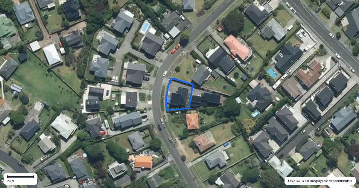 Property context map for 10A Clairville Crescent, Wai o Taiki Bay, Auckland