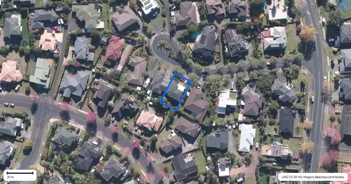 Property context map for 2/10 Javelin Place, West Harbour, Auckland