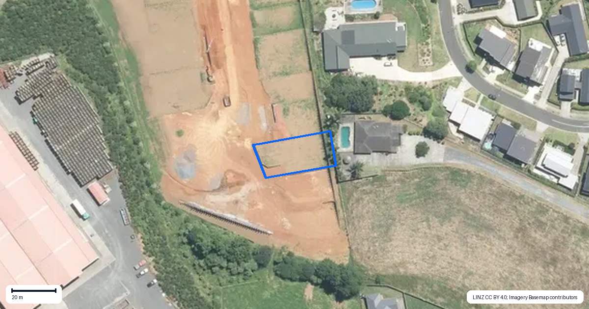Property context map for 71 Rongoa Maori Way, Pukekohe