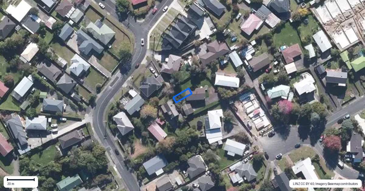 Property context map for 4/18 Dellwood Avenue, Henderson, Auckland