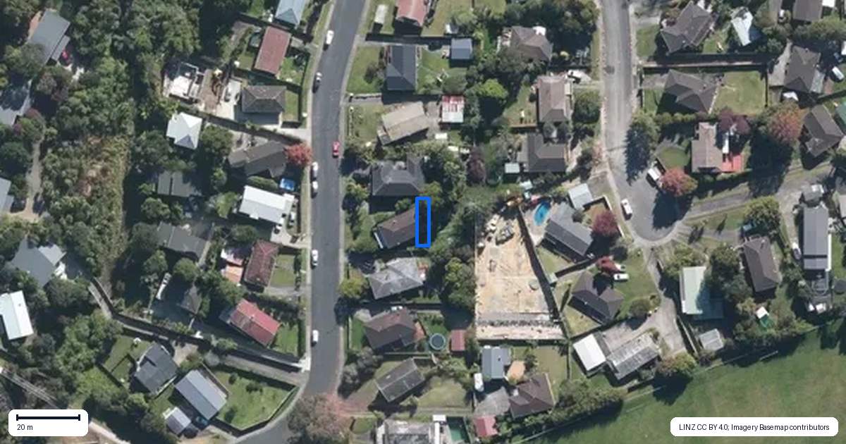 Property context map for 32B Flaxdale Street, Birkdale, Auckland