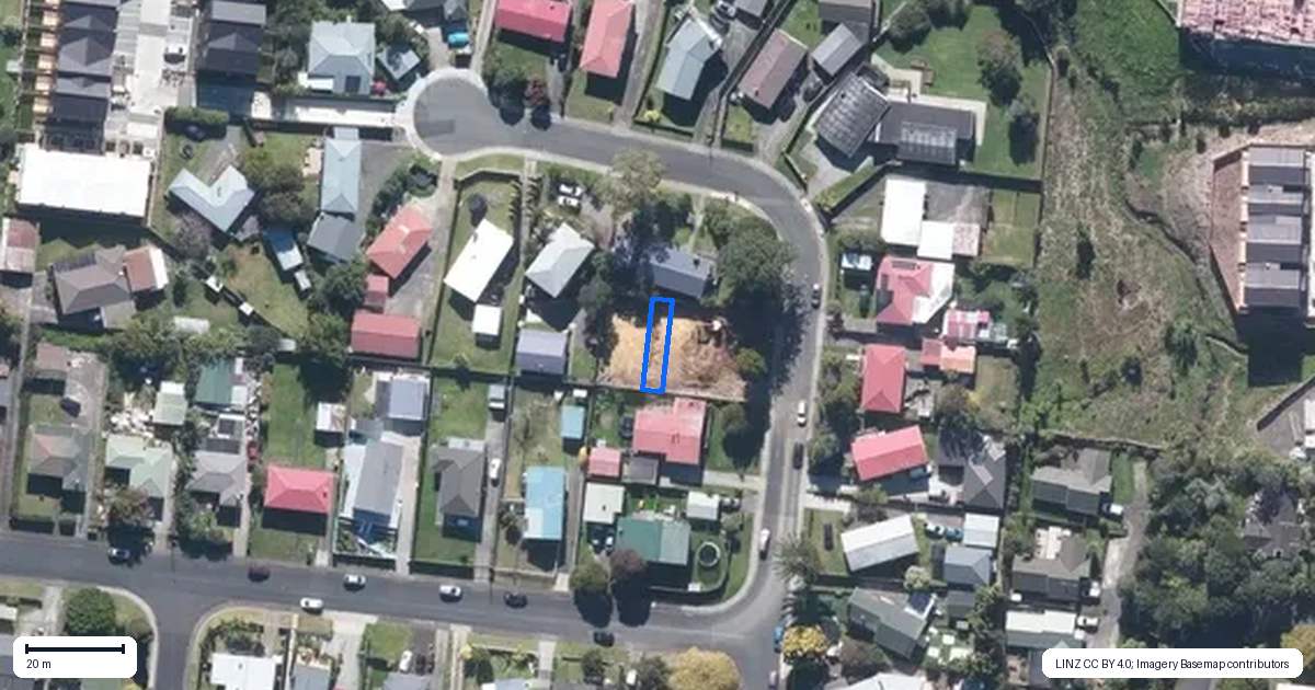 Property context map for 5/15 Normandy Place, Henderson, Auckland