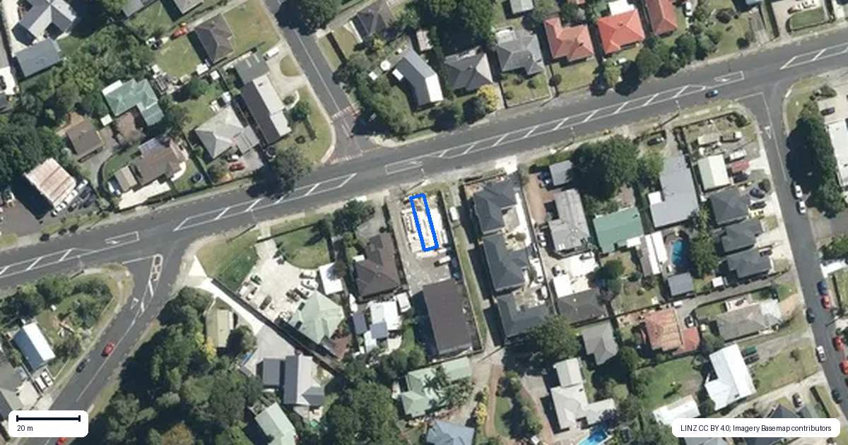 Property context map for 2/94 Godley Road, Green Bay, Auckland
