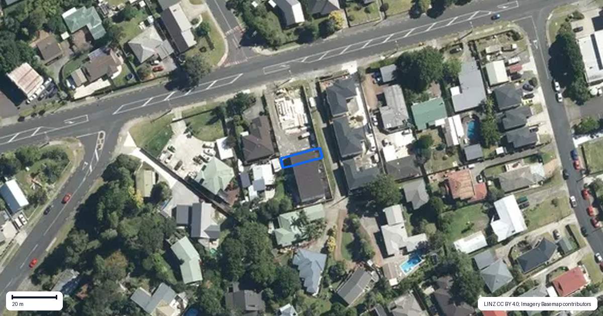 Property context map for 4/94 Godley Road, Green Bay, Auckland
