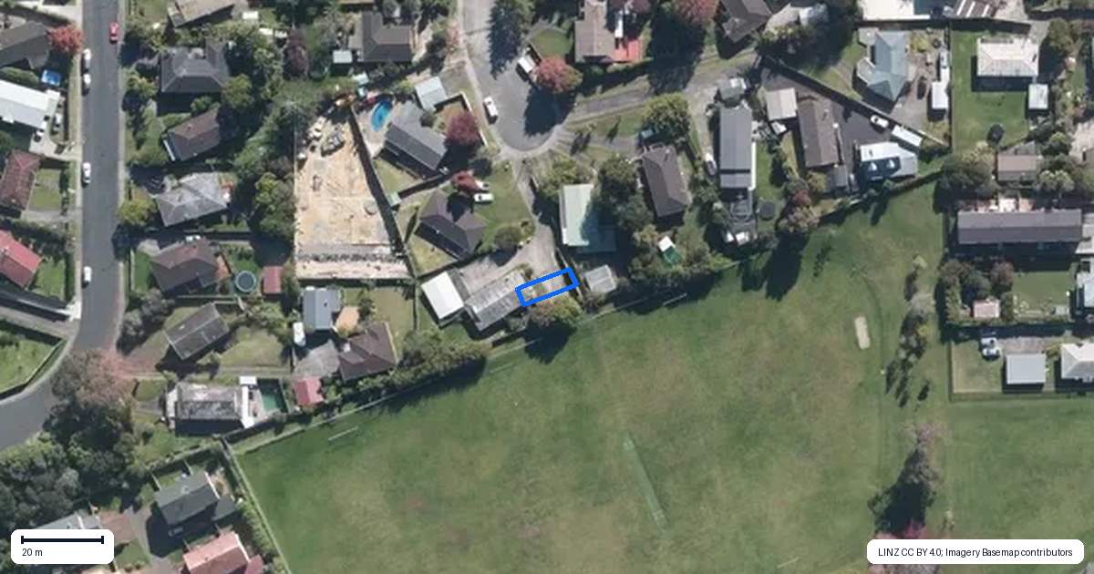 Property context map for 2/36 Fairdale Place, Birkdale, Auckland