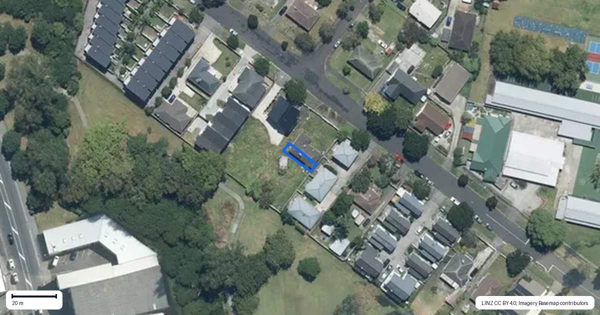 Property context map for 14/21 Eastview Road, Glen Innes, Auckland