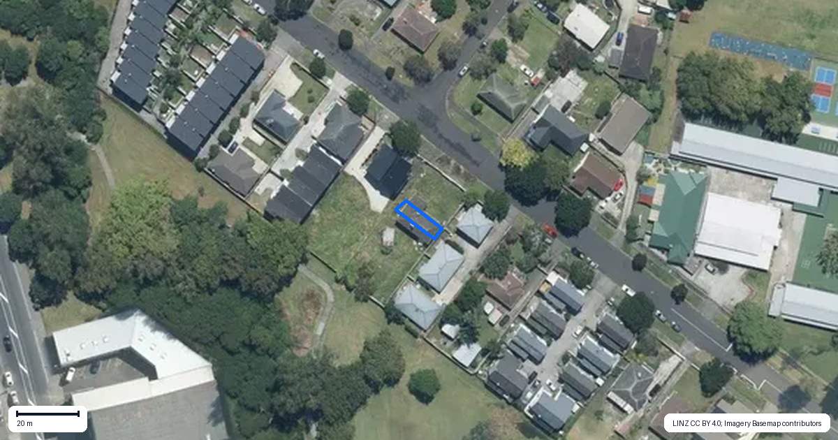 Property context map for 15/21 Eastview Road, Glen Innes, Auckland