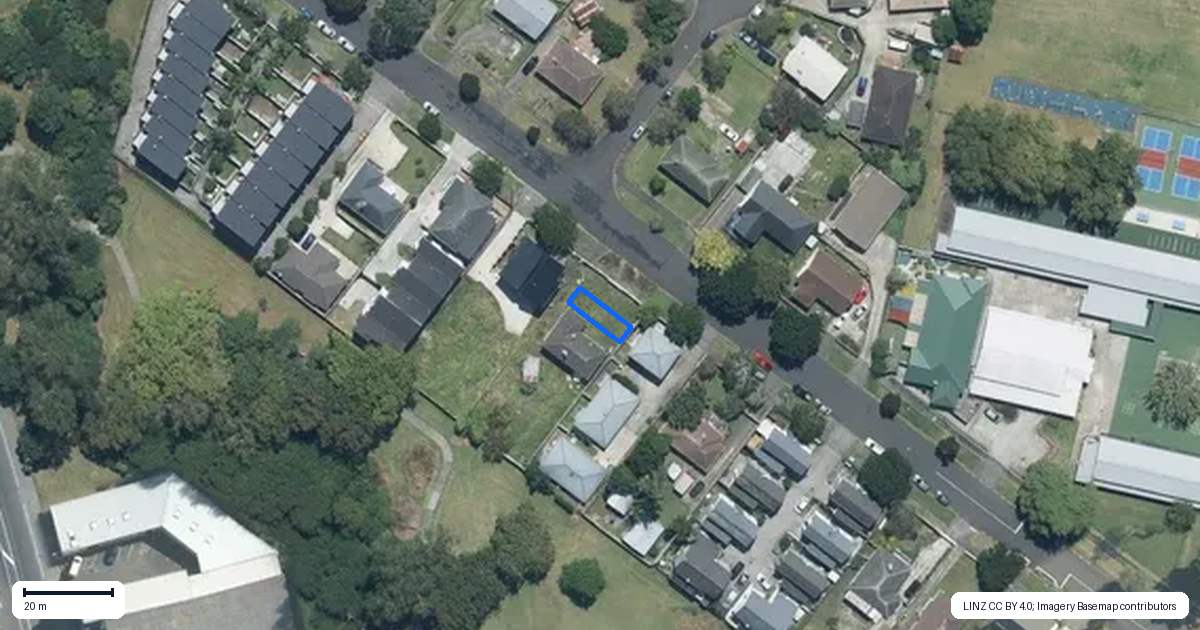 Property context map for 17/21 Eastview Road, Glen Innes, Auckland