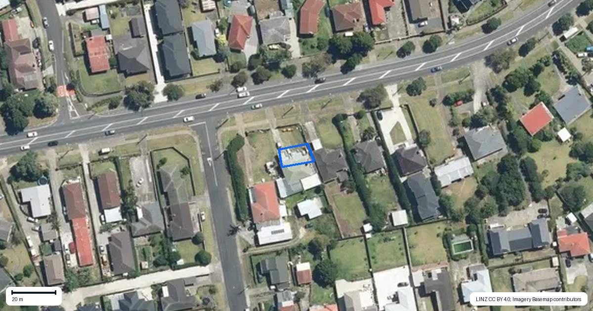 Property context map for 2/592 Massey Road, Mangere, Auckland
